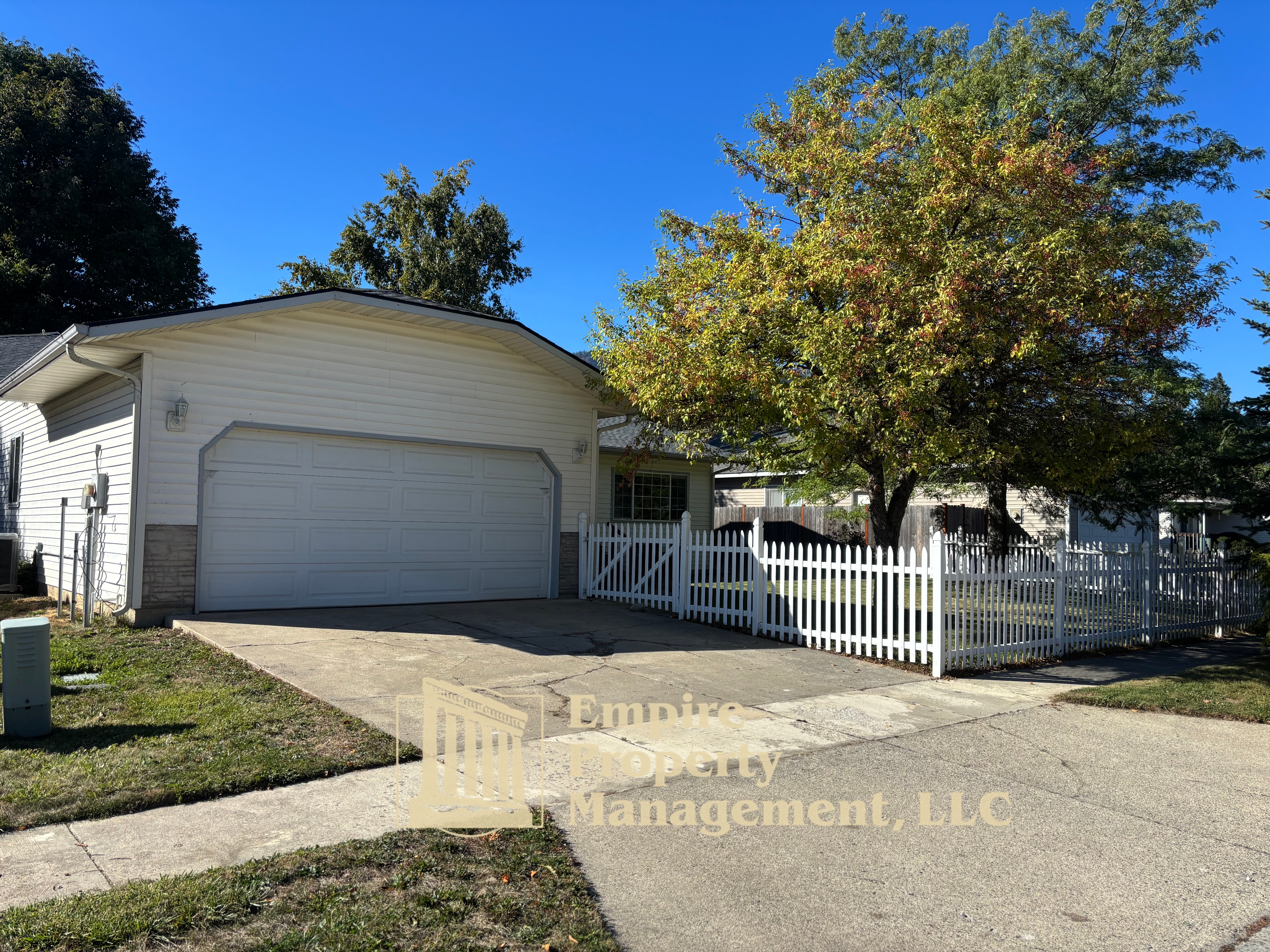 2325 Aspen Way